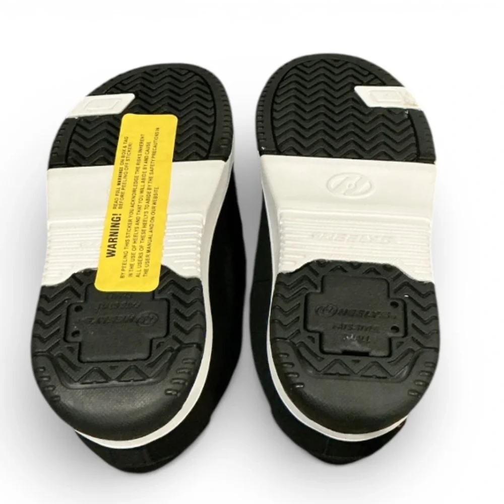 Heelys new authentic